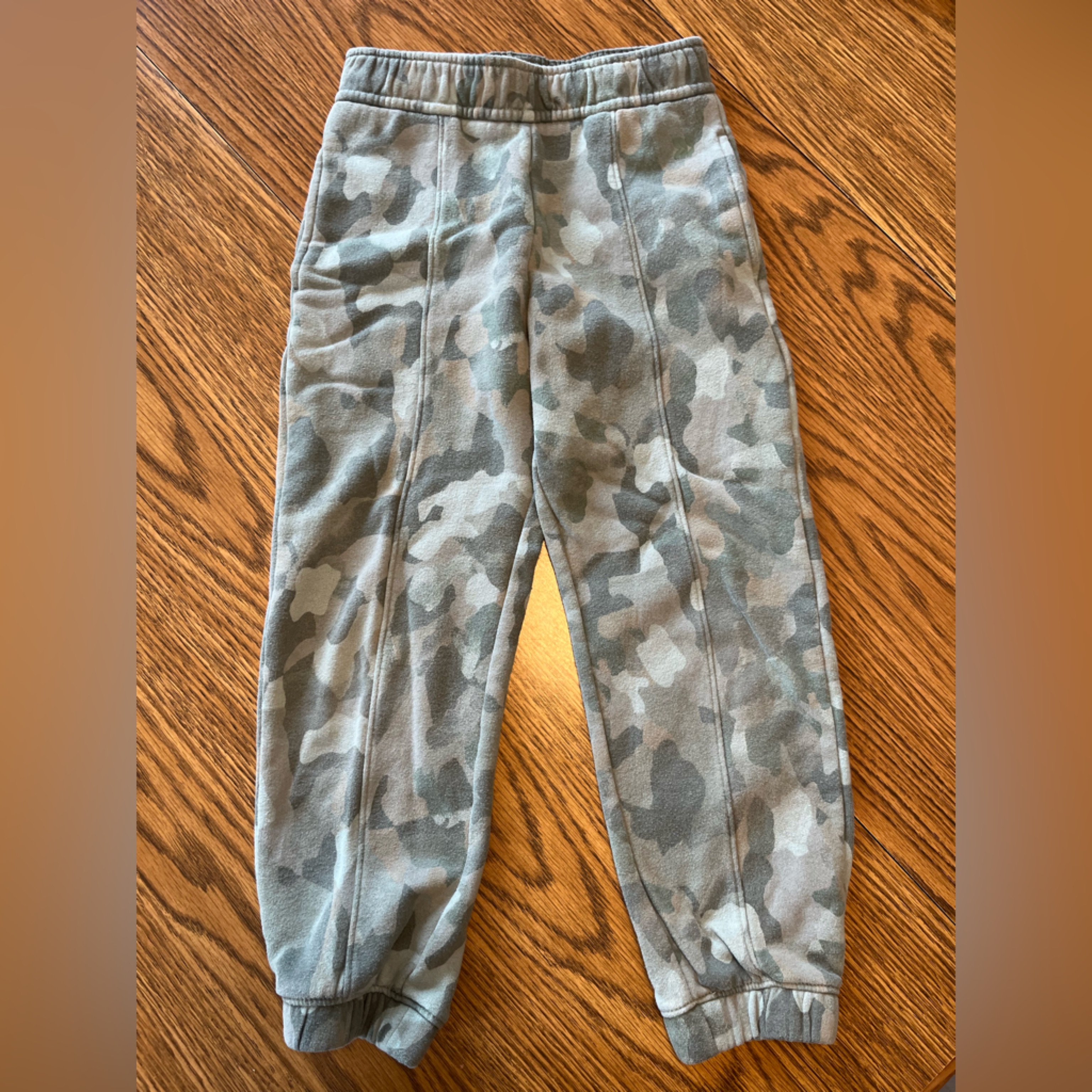 All In Motion Size 4/5 Gray Camo Kids Jogger Sweatpants